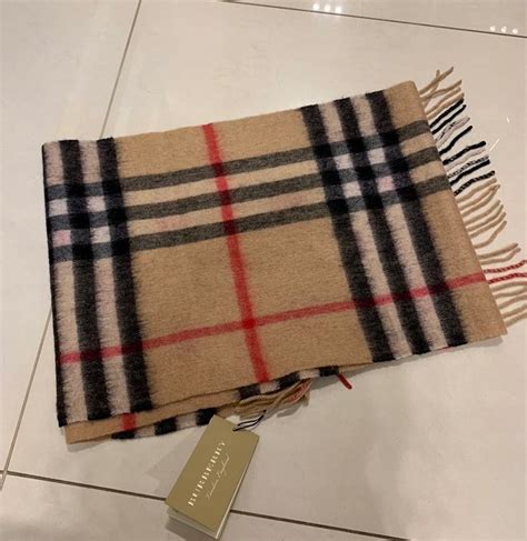 burberry szalik serca czarne ogłoszenia|Burberry .